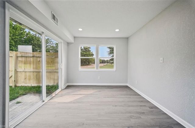 3638 Ship Chandlers WHRF, Virginia Beach, VA 23453