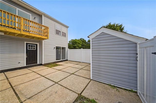 3638 Ship Chandlers WHRF, Virginia Beach, VA 23453