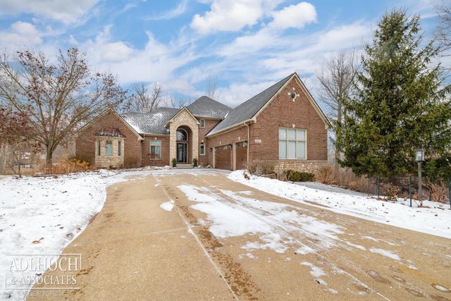 4582 Haverhill Court, Commerce Twp, MI 48382