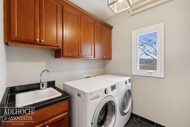 4582 Haverhill Court, Commerce Twp, MI 48382