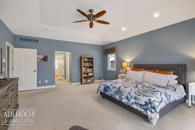 4582 Haverhill Court, Commerce Twp, MI 48382