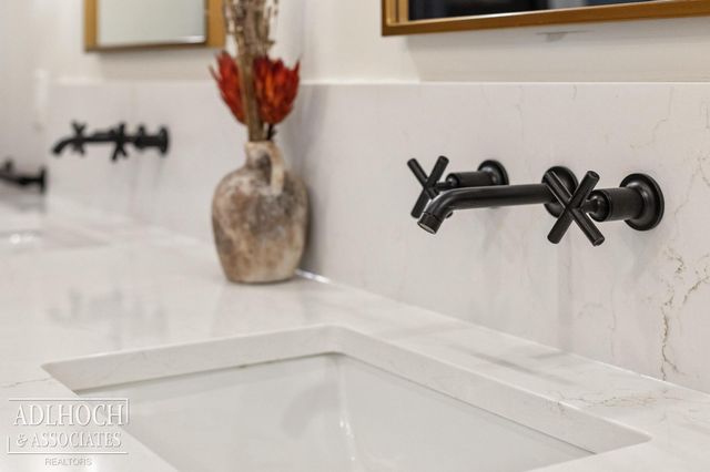 4582 Haverhill Court, Commerce Twp, MI 48382