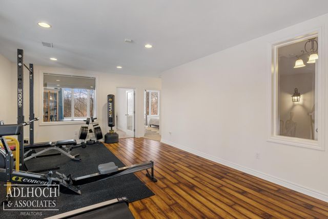 4582 Haverhill Court, Commerce Twp, MI 48382