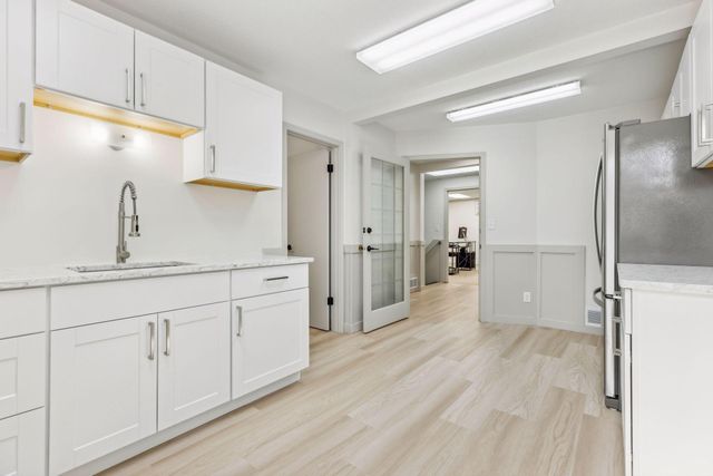 295 Marie Avenue E, West Saint Paul, MN 55118