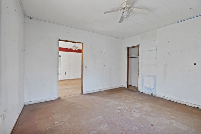 202 Johns Drive, Chico, TX 76431