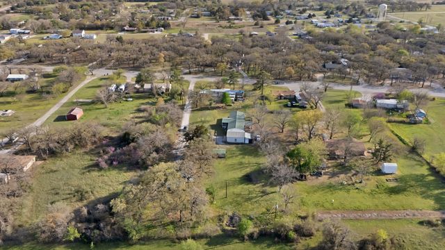 202 Johns Drive, Chico, TX 76431