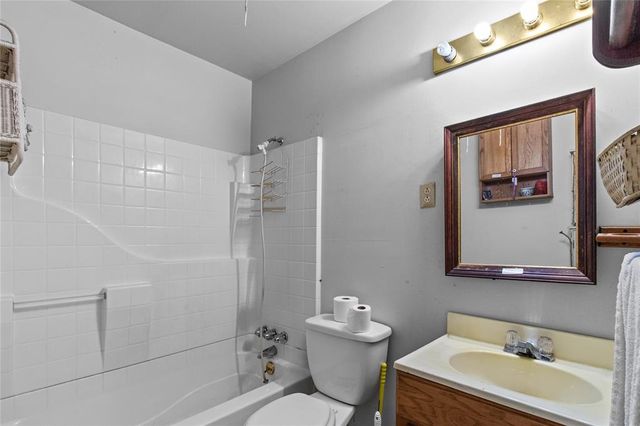 1223 7th Avenue N, Texas City, TX 77590