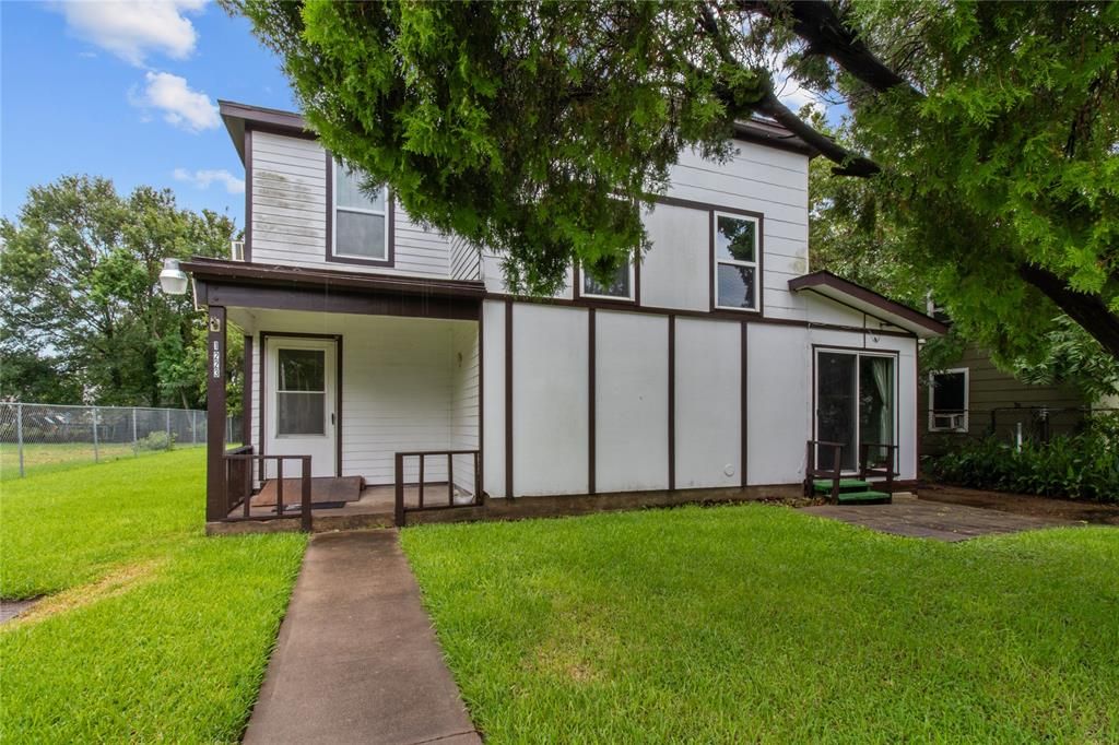 1223 7th Avenue N, Texas City, TX 77590