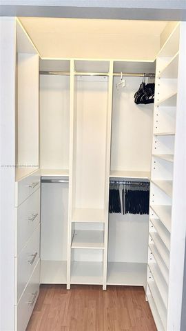 637 SW 3rd St 304, Miami, FL 33130