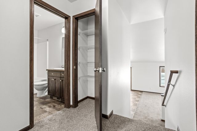 3611 15th Street S, Moorhead, MN 56560