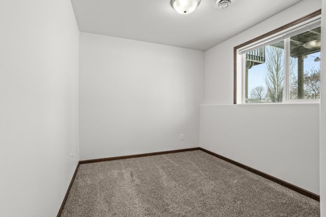 3611 15th Street S, Moorhead, MN 56560