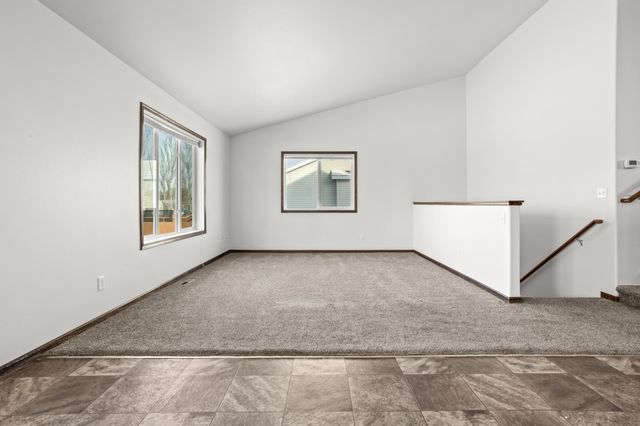 3611 15th Street S, Moorhead, MN 56560