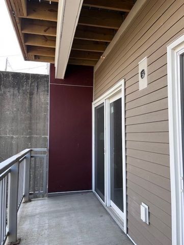 10 Franklin 107, Revere, MA 02151