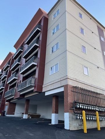 10 Franklin 107, Revere, MA 02151