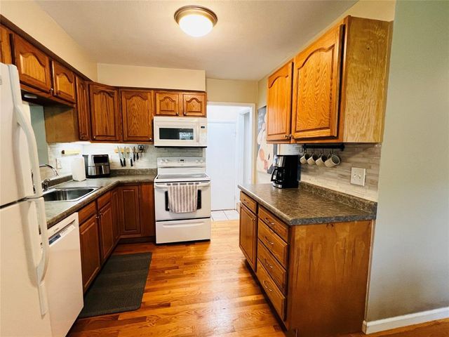 2706 Sherman Street, Eau Claire, WI 54701