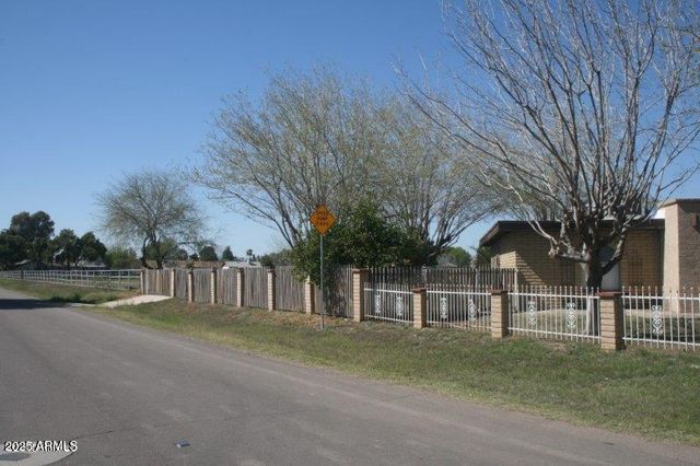 802 N ALZORA Way, Tolleson, AZ 85353