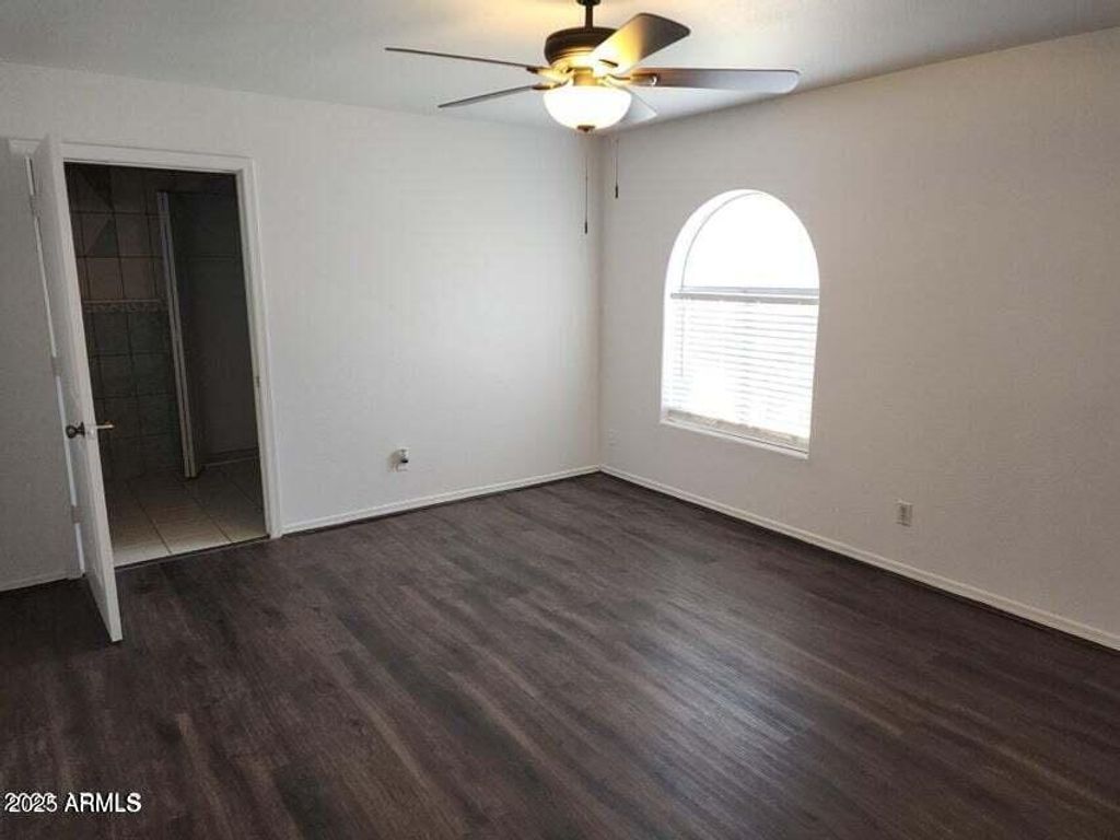 Image 16 of property listing at 802 N ALZORA Way, Tolleson, AZ 85353