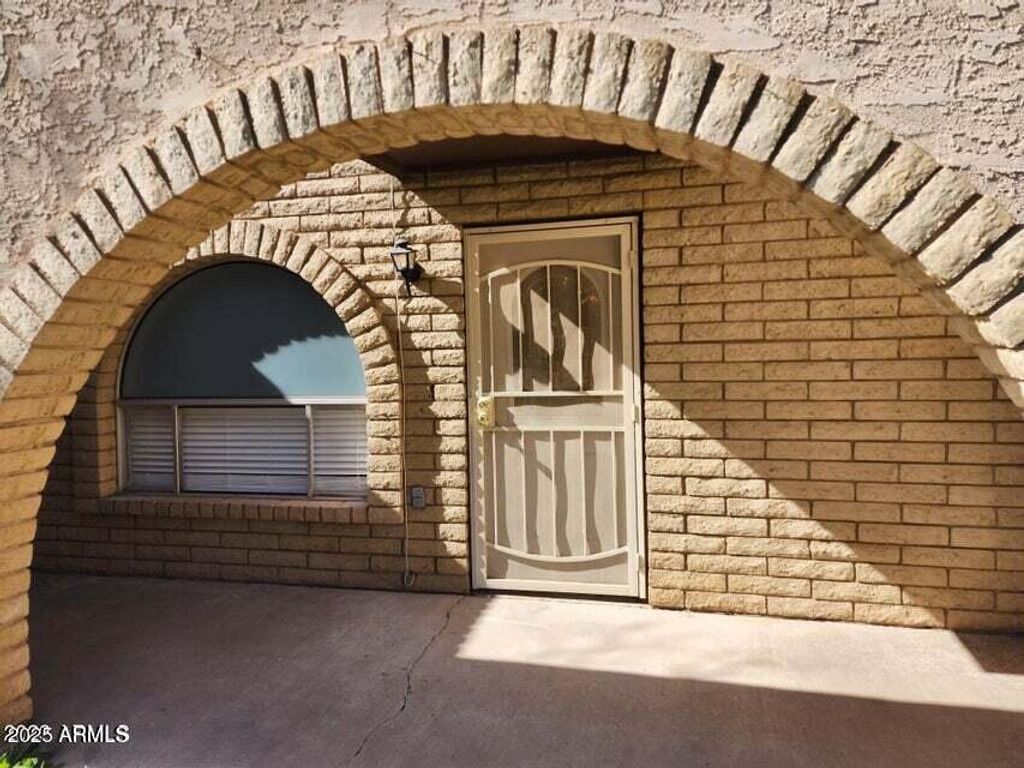 Image 22 of property listing at 802 N ALZORA Way, Tolleson, AZ 85353