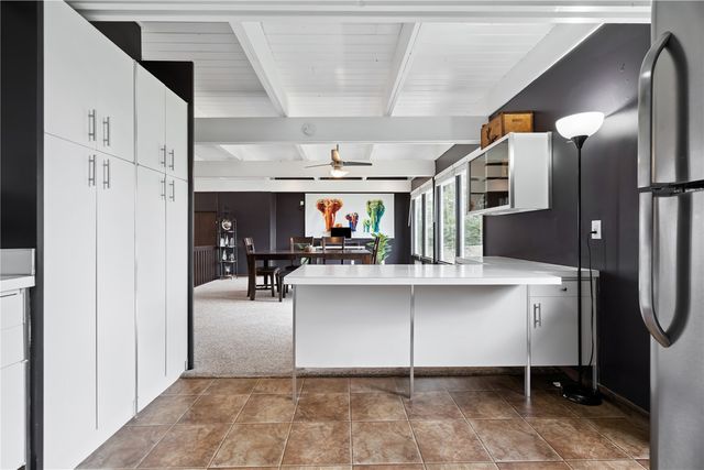 1980 Valley View Drive NE, North Liberty, IA 52317