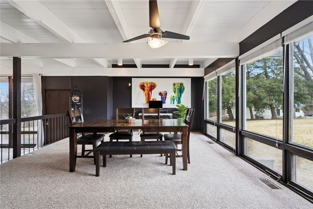 1980 Valley View Drive NE, North Liberty, IA 52317