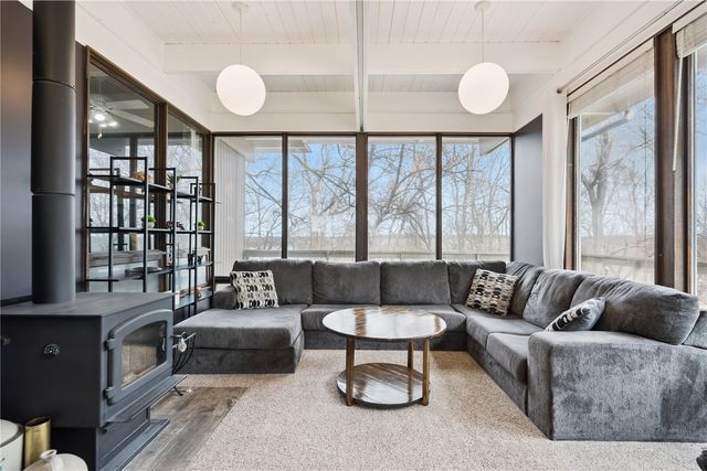 1980 Valley View Drive NE, North Liberty, IA 52317