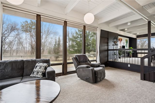 1980 Valley View Drive NE, North Liberty, IA 52317