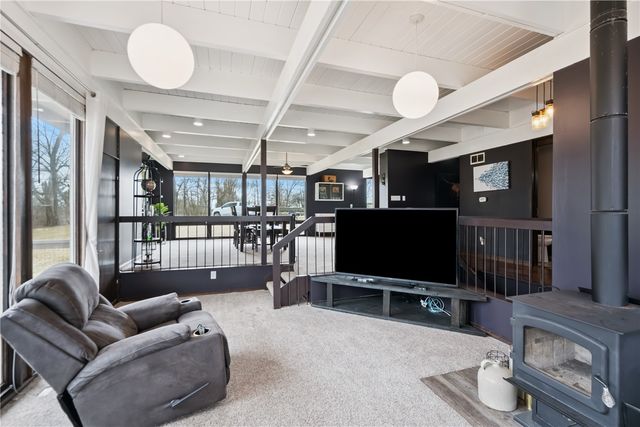 1980 Valley View Drive NE, North Liberty, IA 52317