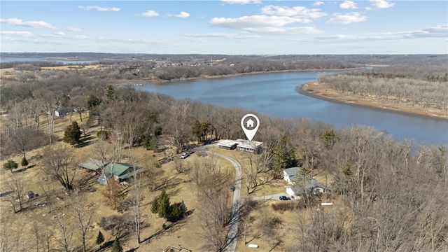 1980 Valley View Drive NE, North Liberty, IA 52317