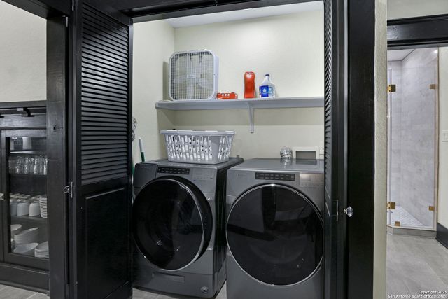 223 E Craig Pl, San Antonio, TX 78212