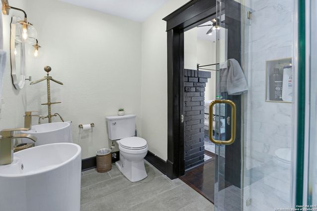 223 E Craig Pl, San Antonio, TX 78212