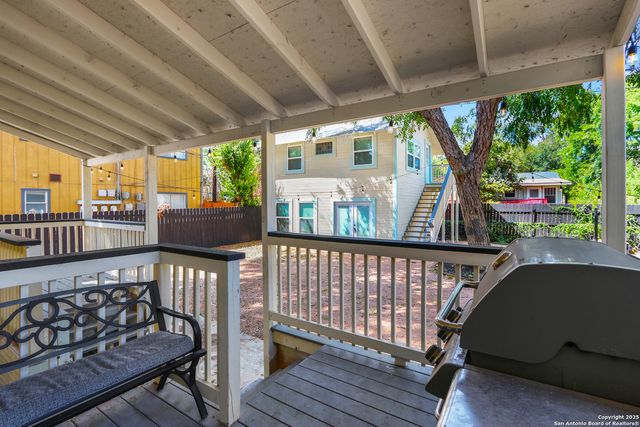 223 E Craig Pl, San Antonio, TX 78212