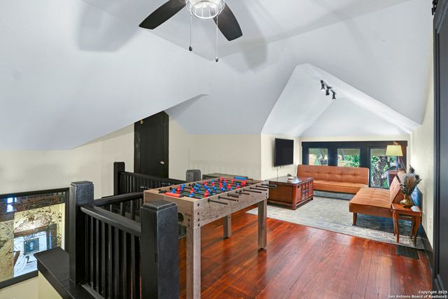 223 E Craig Pl, San Antonio, TX 78212