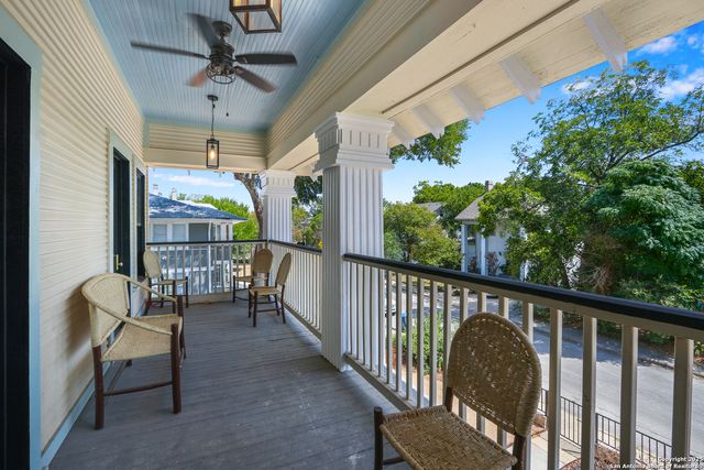 223 E Craig Pl, San Antonio, TX 78212