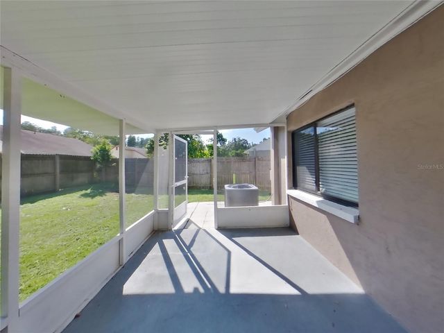 12318 CLOVERSTONE DRIVE, Tampa, FL 33624