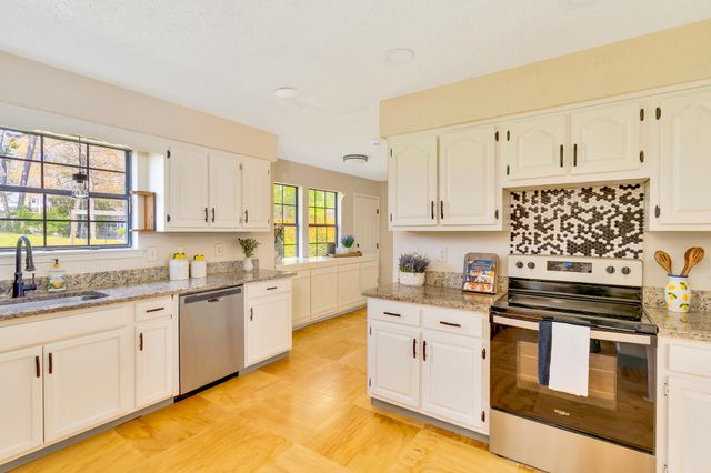 2105 Port Royal Drive, Soddy Daisy, TN 37379
