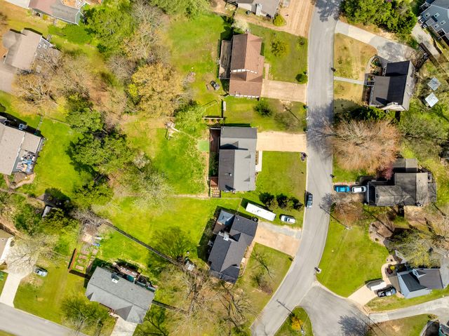 2105 Port Royal Drive, Soddy Daisy, TN 37379