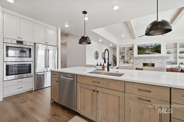 5773 W Trigo Dr, Eagle, ID 83616