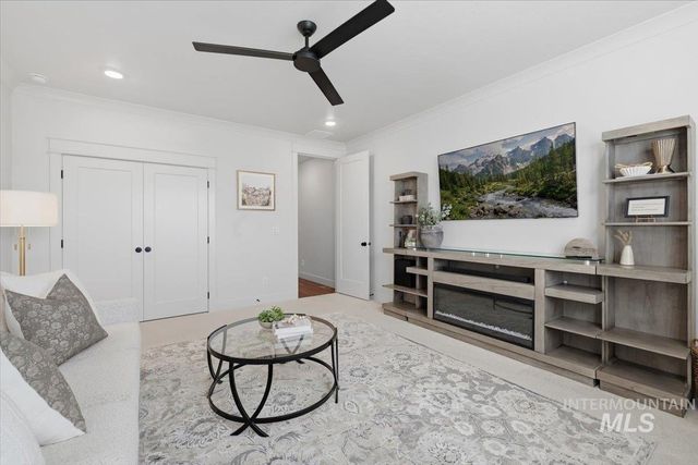 5773 W Trigo Dr, Eagle, ID 83616