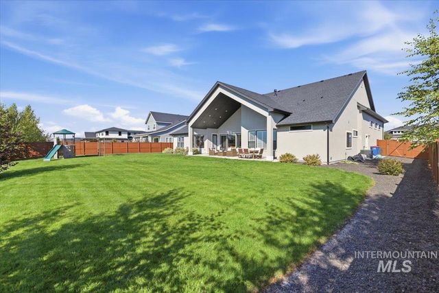 5773 W Trigo Dr, Eagle, ID 83616