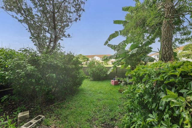 5295 Santa Maria Avenue, Boynton Beach, FL 33436