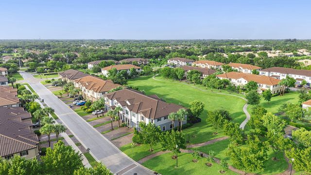 5295 Santa Maria Avenue, Boynton Beach, FL 33436