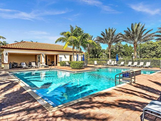 5295 Santa Maria Avenue, Boynton Beach, FL 33436
