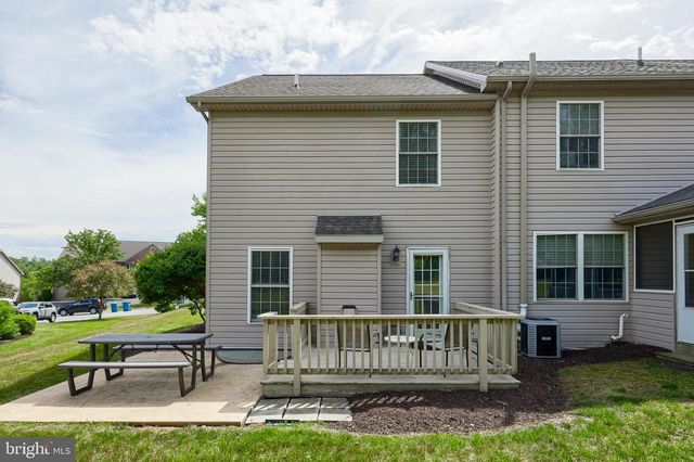 512 NORTHSTAR DR, Harrisburg, PA 17112