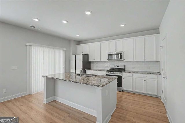 61 Dew Drop Point, Dallas, GA 30157