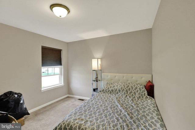 2 ROLLINGVIEW LN, Denver, PA 17517