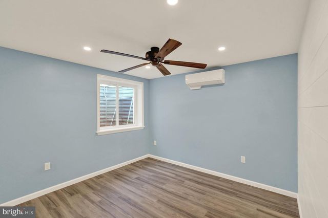 2 ROLLINGVIEW LN, Denver, PA 17517