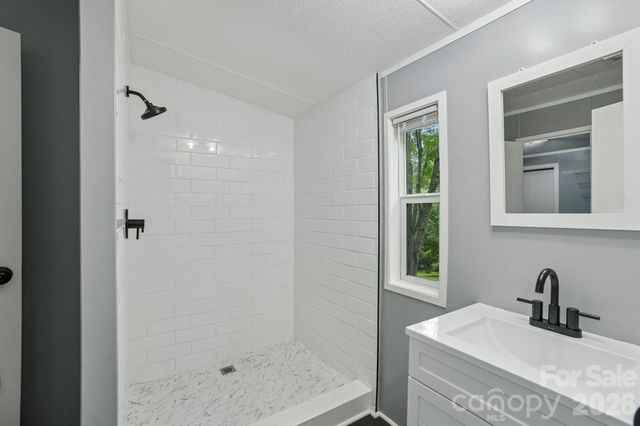 605 Turkey Creek Terrace, Leicester, NC 28748