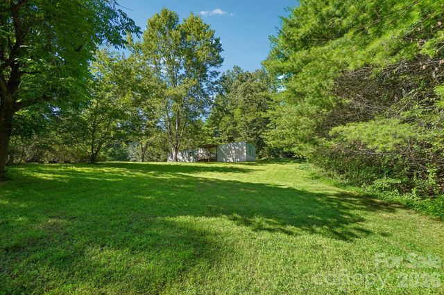 605 Turkey Creek Terrace, Leicester, NC 28748