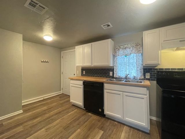 824 NW 45th Street, Oklahoma City, OK 73118