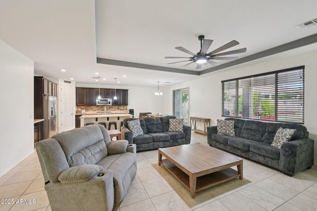 18620 W NORTH Lane, Waddell, AZ 85355